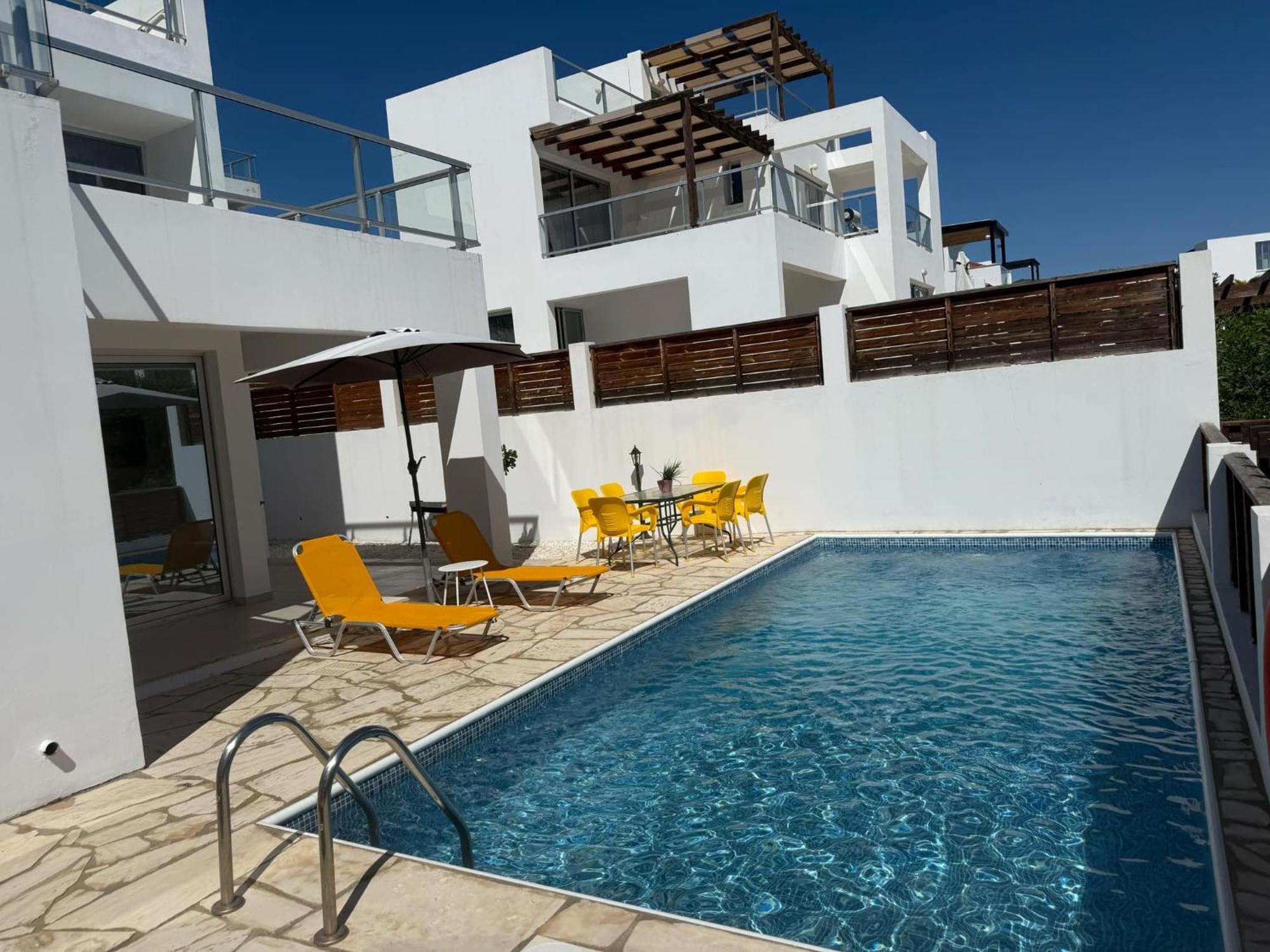 Villa Mulberry Retreat 0,5Km From Everything คอรัลเบย์ ภายนอก รูปภาพ