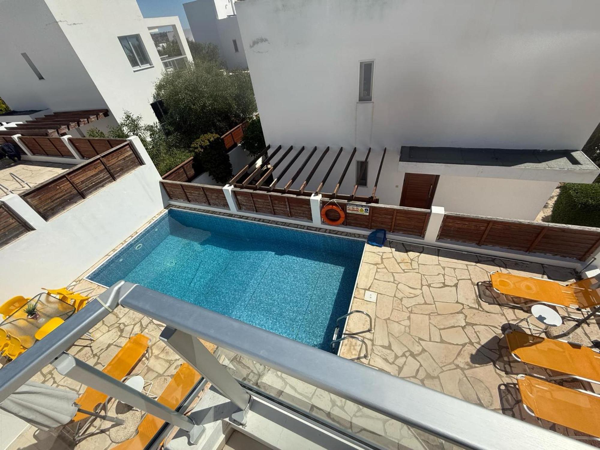 Villa Mulberry Retreat 0,5Km From Everything คอรัลเบย์ ภายนอก รูปภาพ